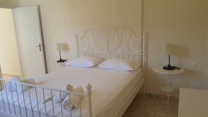 Mear Apartments And Studios Gialos  Bagian luar foto